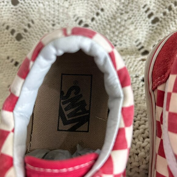Vans Old Skool red checkered sneakers - Picture 8 of 9